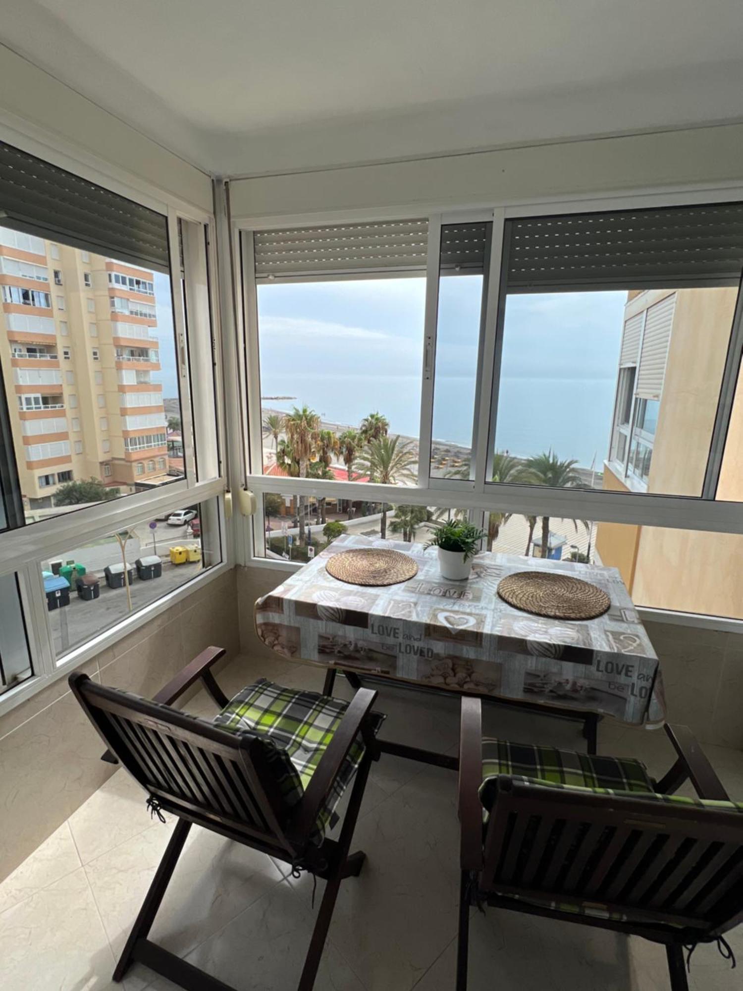 Estudio Mar En Calma, Primera Linea De Playa Con Vistas Al Mar Torrox Exterior photo